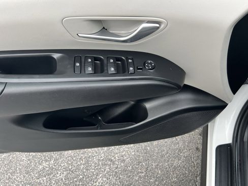 Used 2023 Hyundai Tucson SEL image 15