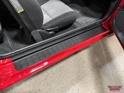 Used 1994 Chevrolet Camaro Z28 RWD image 25