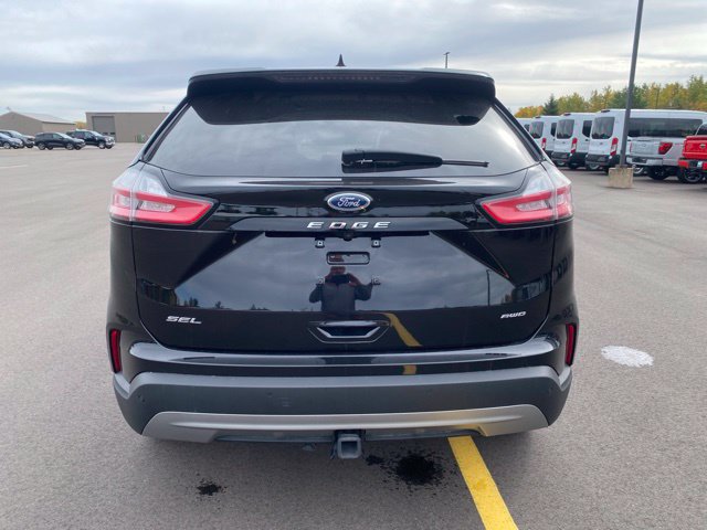 Used 2024 Ford Edge SEL w/ Convenience Package AWD/4WD image 4