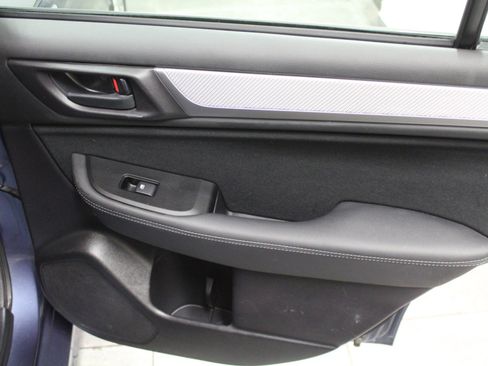 Used 2017 Subaru Legacy 2.5i w/ Alloy Wheel Package image 23