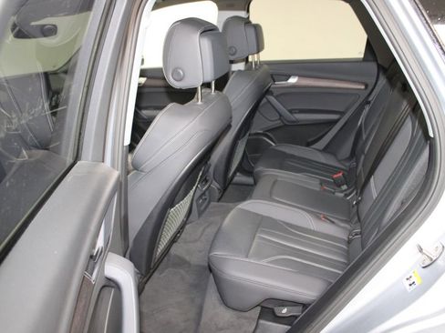 Used 2024 Audi Q5 2.0T Premium Plus AWD/4WD image 19