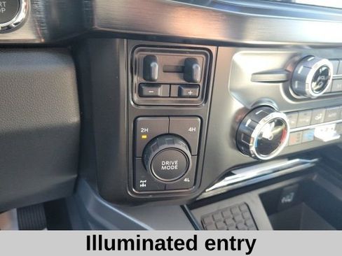 New 2026 Ford F250 Lariat w/ Black Appearance Package image 11