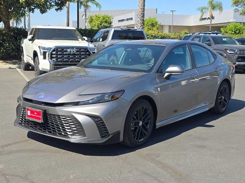 Certified 2026 Toyota Camry SE FWD image 7