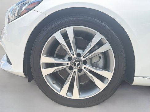 Used 2018 Mercedes-Benz C 300 Sedan w/ Premium Package image 36