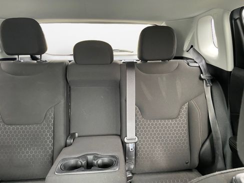 Used 2018 Jeep Compass Sport image 14