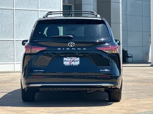 New 2026 Toyota Sienna Platinum AWD/4WD image 5