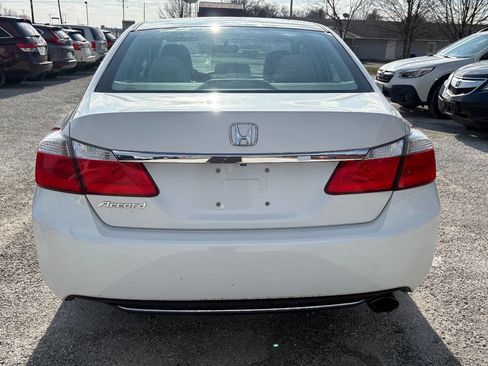 Used 2015 Honda Accord EX image 7