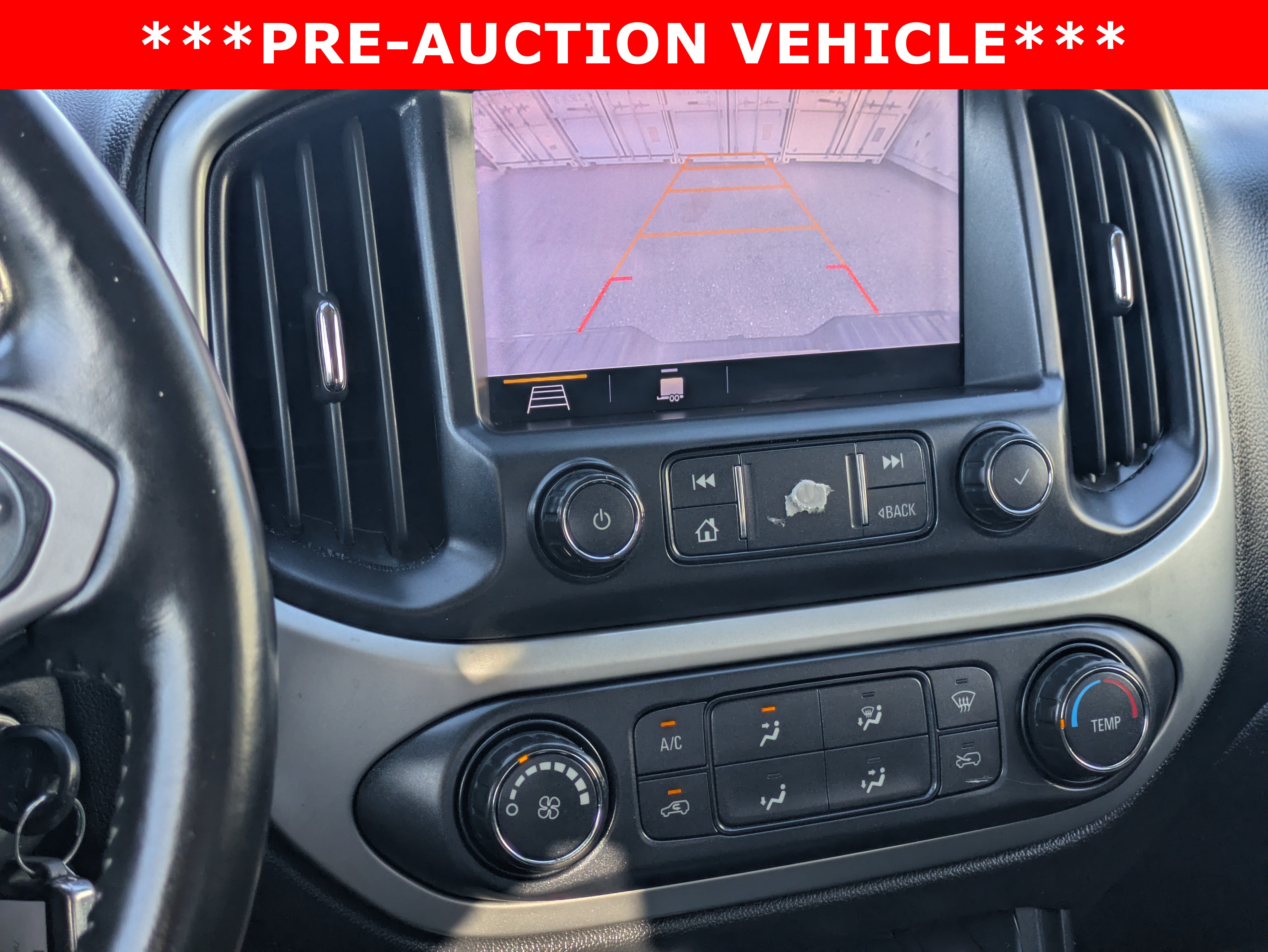 Used 2020 Chevrolet Colorado LT RWD image 34