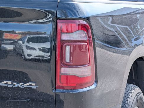 Used 2024 RAM 1500 Laramie AWD/4WD image 11