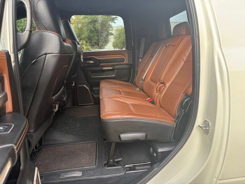 Used 2019 RAM 2500 Limited AWD/4WD image 11