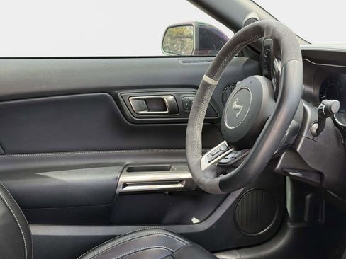 Used 2020 Ford Mustang Shelby GT500 w/ Technology Package image 35