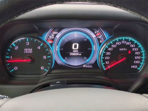 Used 2018 GMC Yukon Denali image 15