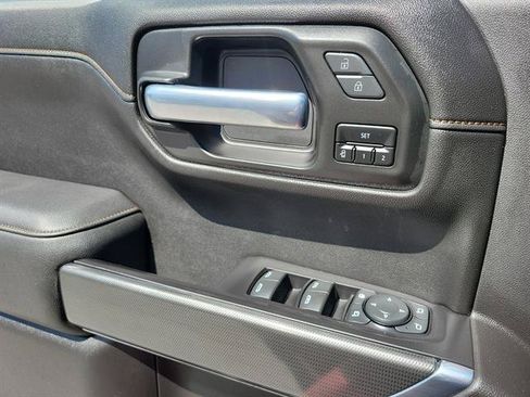 Used 2020 GMC Sierra 1500 AT4 w/ AT4 Premium Package AWD/4WD image 6