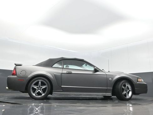 Used 2004 Ford Mustang GT RWD image 26
