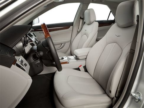 Used 2010 Cadillac CTS Premium RWD image 11