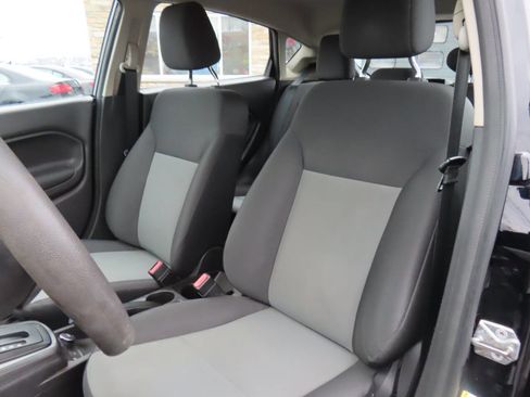 Used 2017 Ford Fiesta S image 40