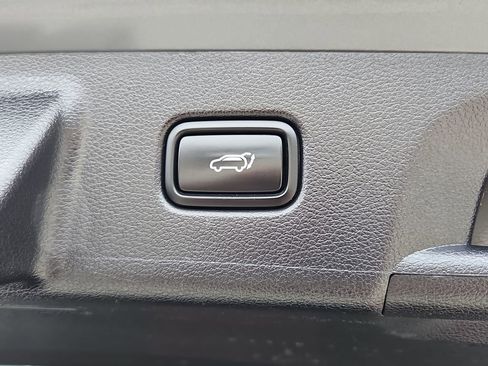 Used 2024 Hyundai Palisade SEL w/ Premium Package image 37