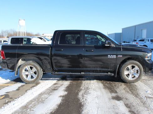 Used 2017 RAM 1500 Sport w/ Convenience Group image 7