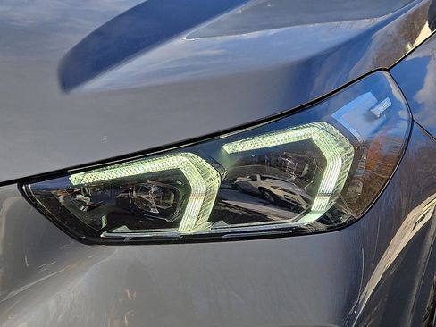 Certified 2023 BMW X1 xDrive28i w/ Premium Package image 9