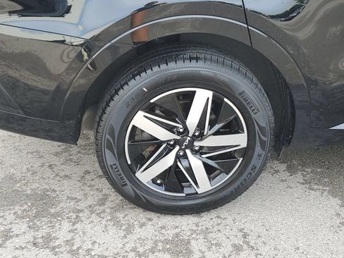 Used 2022 Kia Sorento S FWD image 5
