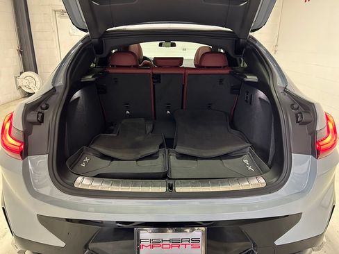 Used 2024 BMW X4 xDrive30i AWD/4WD image 33