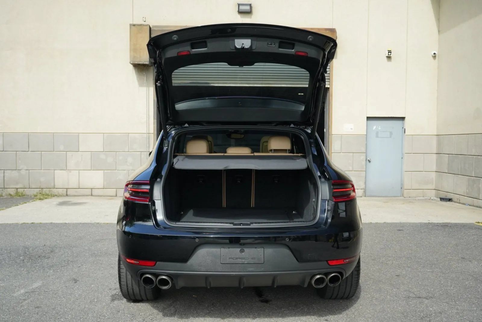 Used 2017 Porsche Macan S AWD/4WD image 29
