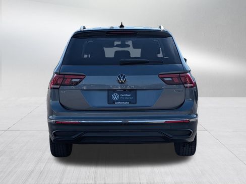 Certified 2024 Volkswagen Tiguan SE image 6