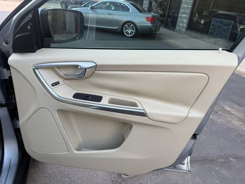 Used 2013 Volvo XC60 3.2 FWD image 8