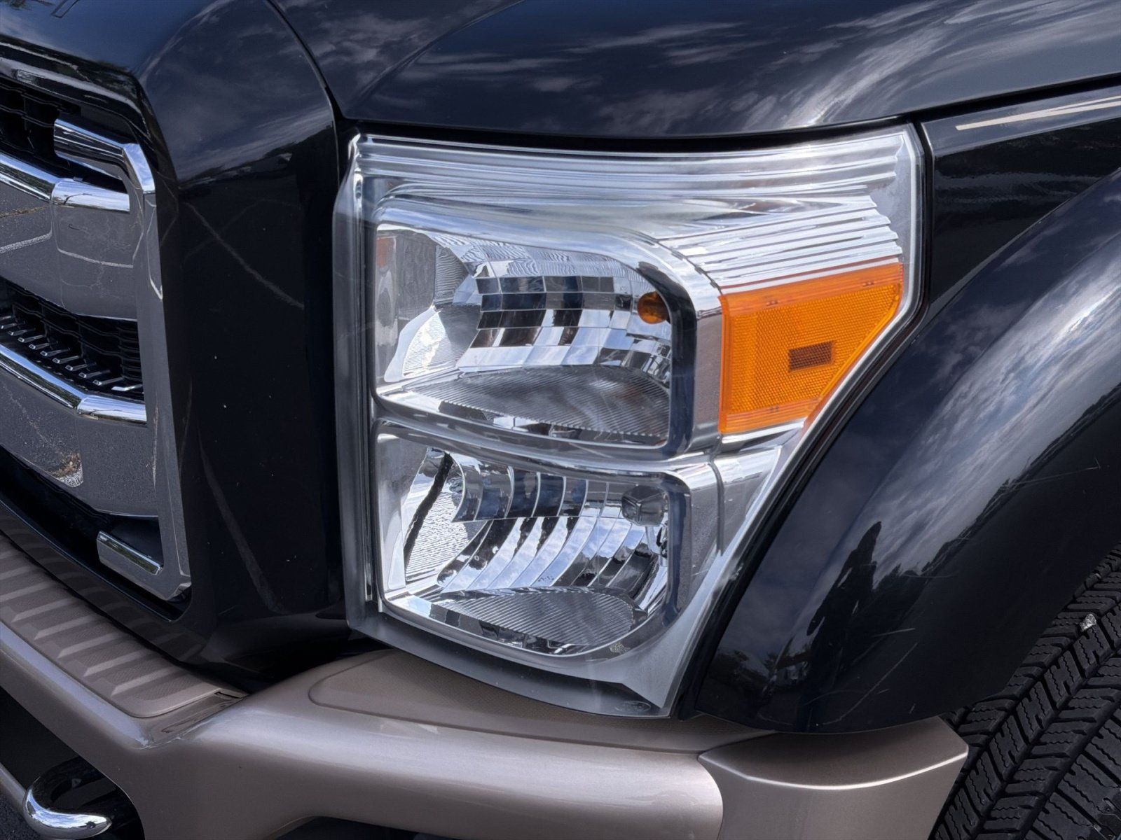 Used 2012 Ford F450 King Ranch w/ King Ranch w/Chrome Pkg AWD/4WD image 13