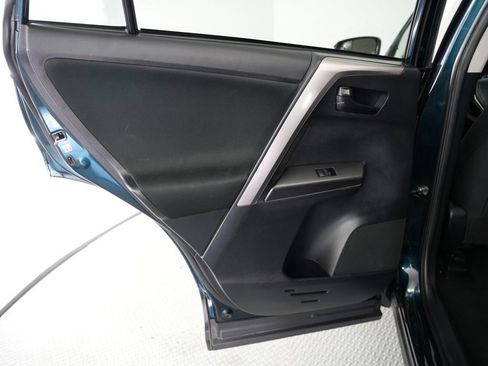 Used 2018 Toyota RAV4 LE w/ All Weather Liner Package AWD/4WD image 30