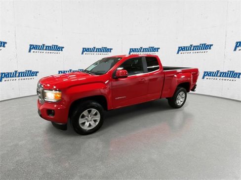 Used 2017 GMC Canyon SLE w/ SLE Convenience Package image 5