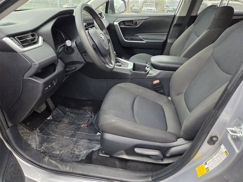 Used 2025 Toyota RAV4 LE image 4