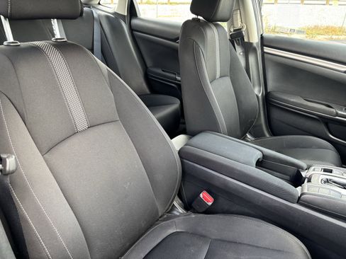 Used 2019 Honda Civic LX image 10