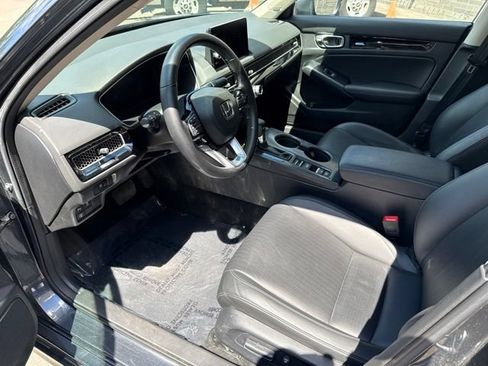 Used 2023 Honda Civic Touring image 15