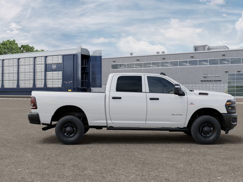 New 2026 RAM 2500 Warlock AWD/4WD image 22