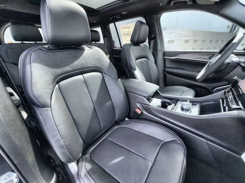 New 2026 Jeep Grand Cherokee Limited Reserve image 14