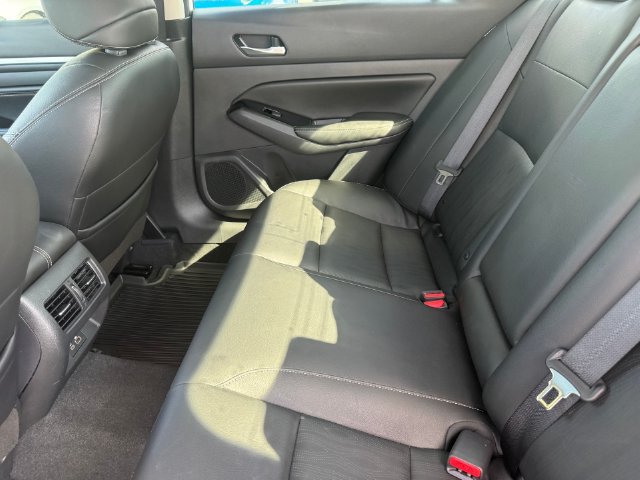 Used 2022 Nissan Altima 2.5 SL FWD image 26