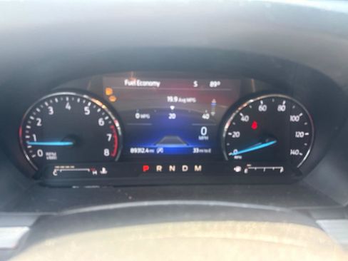 Used 2020 Ford Explorer XLT w/ Equipment Group 202A AWD/4WD image 15