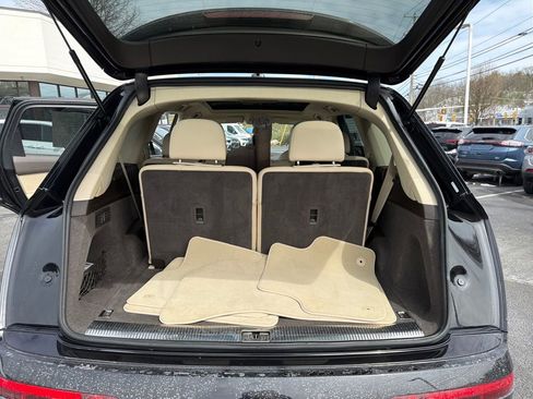 Used 2019 Audi Q7 3.0T Prestige image 22