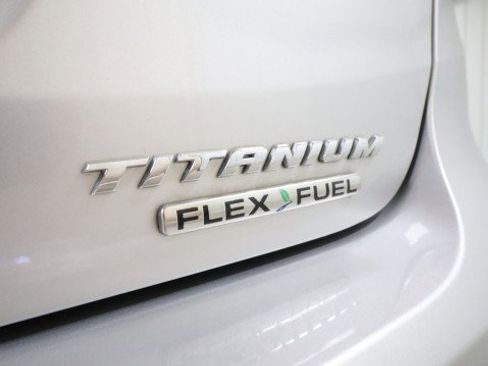 Used 2015 Ford Focus Titanium FWD image 24