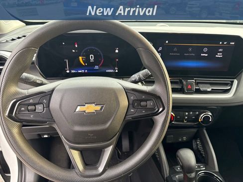 Used 2024 Chevrolet TrailBlazer LT image 6