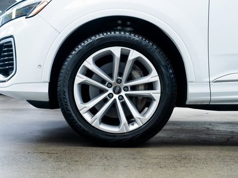 Used 2025 Audi Q7 3.0T Premium Plus w/ Premium Plus Package image 7