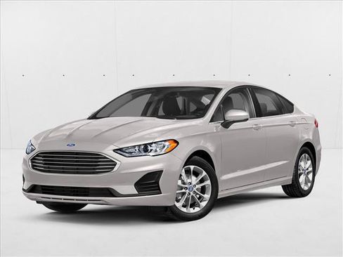 Used 2020 Ford Fusion SE FWD image 1