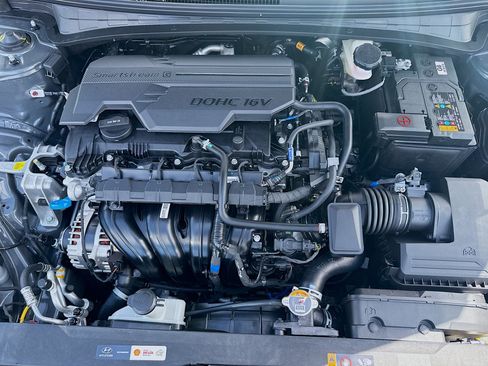 New 2026 Hyundai Elantra Sport FWD image 22