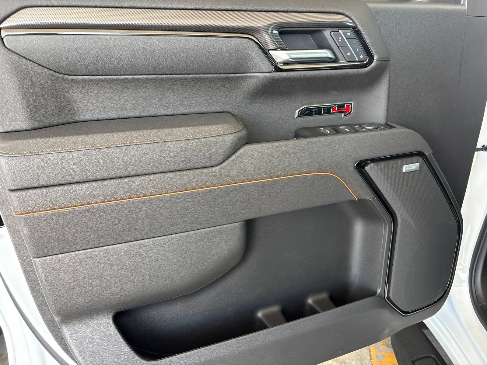 New 2026 GMC Sierra 1500 AT4 w/ AT4 Premium Package AWD/4WD image 10