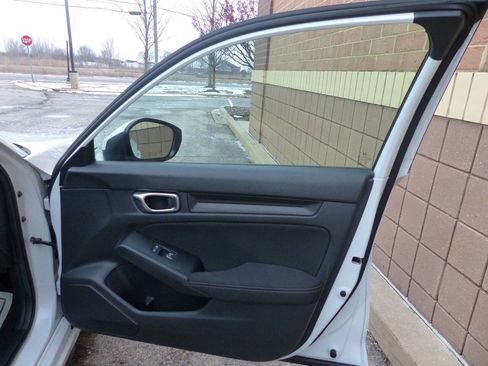 Used 2024 Honda Civic LX image 42