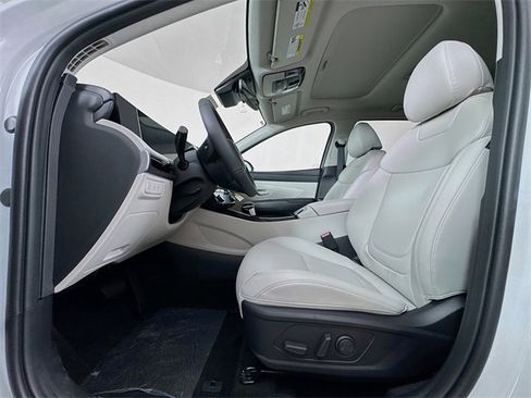 Certified 2025 Hyundai Tucson SEL image 35