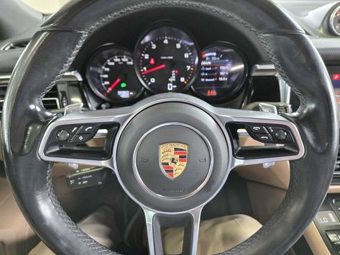 Used 2021 Porsche Macan AWD/4WD image 17