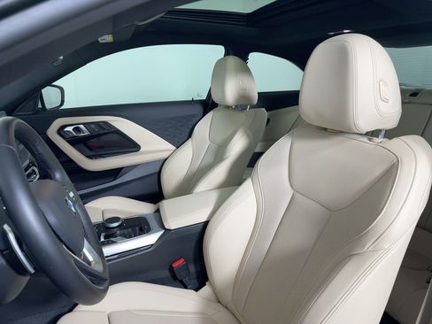 Used 2024 BMW 230i Coupe w/ Premium Package image 20