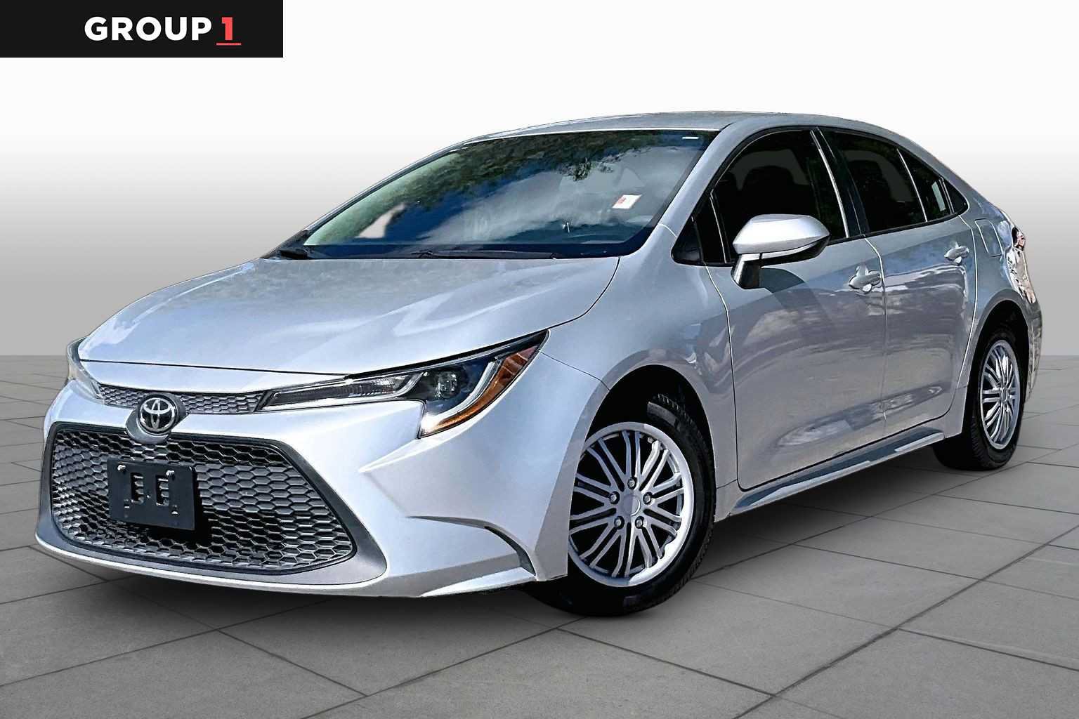 Used 2020 Toyota Corolla LE FWD image 1